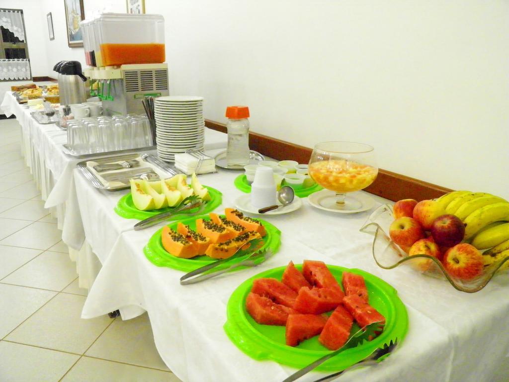 Hotel Veneza Ibate