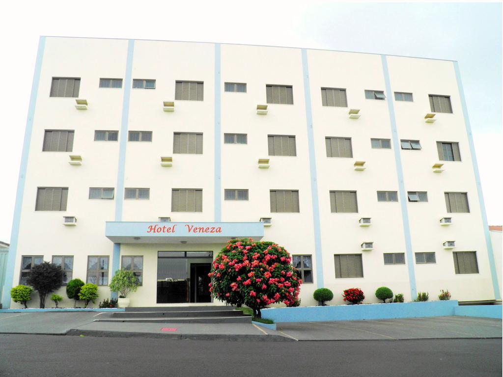 Veneza Hotel Ibate